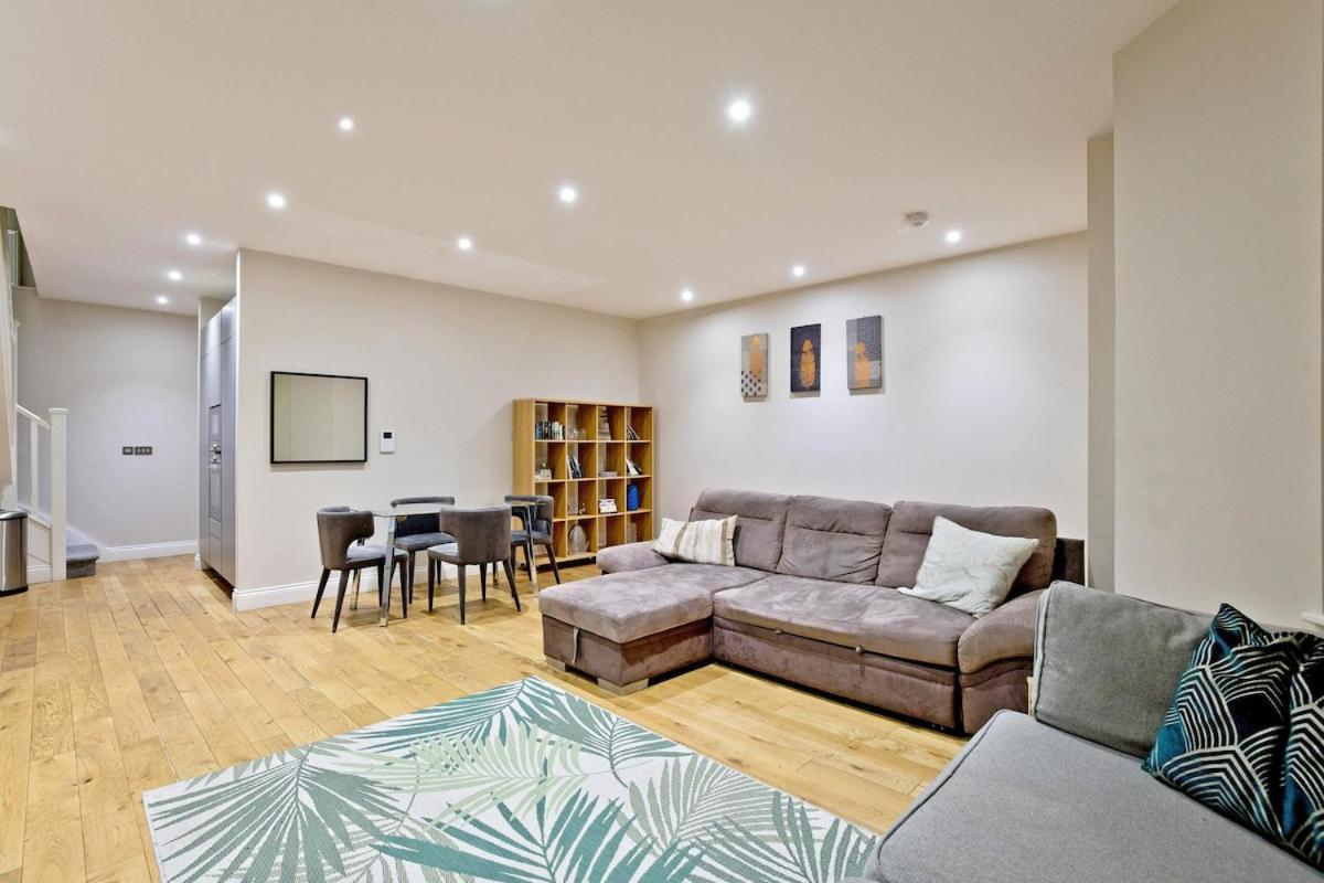 Modern Stylish Spacious 1br Duplex * Londen
